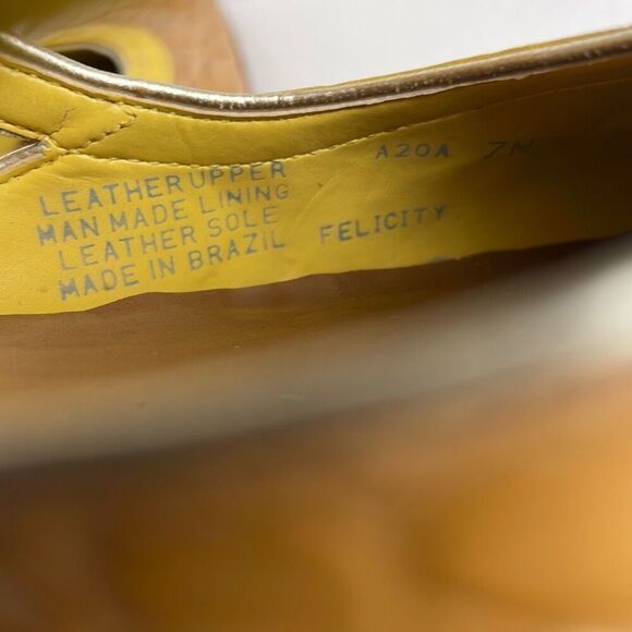 Yellow Mustard Crocodile Embossed Leather Heels 7 - Picture 12 of 14